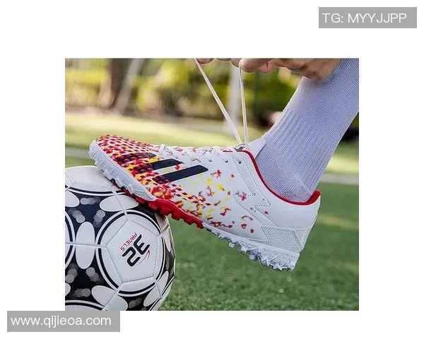 足球训练是否必须穿足球鞋探讨与建议